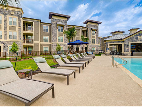 BHW Capital Completes 239-Unit Park on Napoli Apartments in Northwest Houston